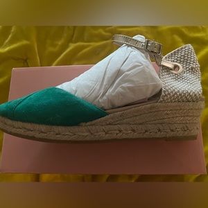 Green suede espadrilles 9